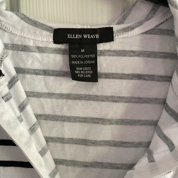 Medium size women’s swimsuit coverup - Picture 2 of 3